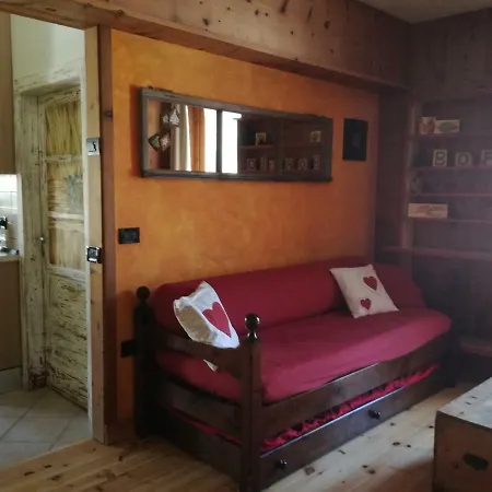 Agualar דירה בורמיו